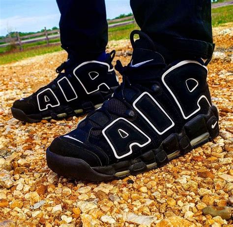 Nike air shoes uptempo